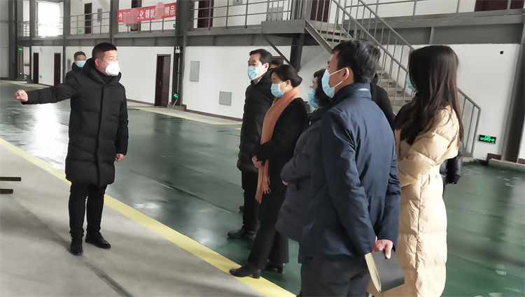 區人大常委會(huì )組織區人大代表到我公司蒞臨考察